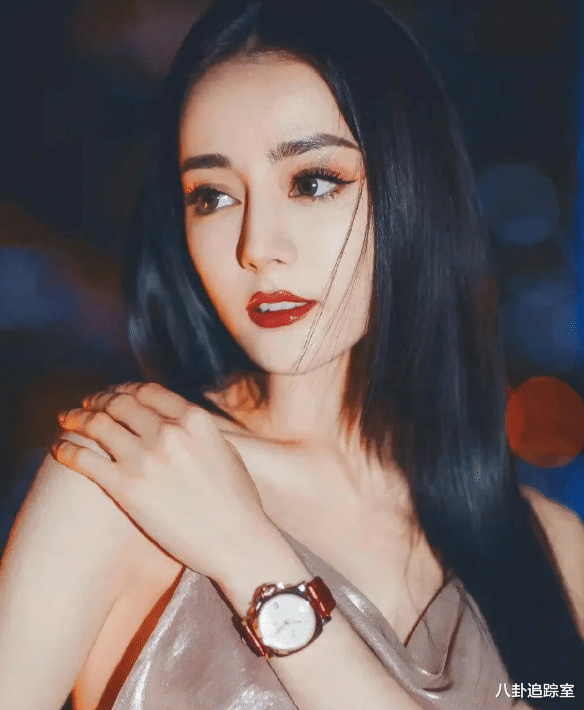 迪丽热巴|迪丽热巴正面回应怀孕!称内娱环境差,想要下班时间,被骂不知足