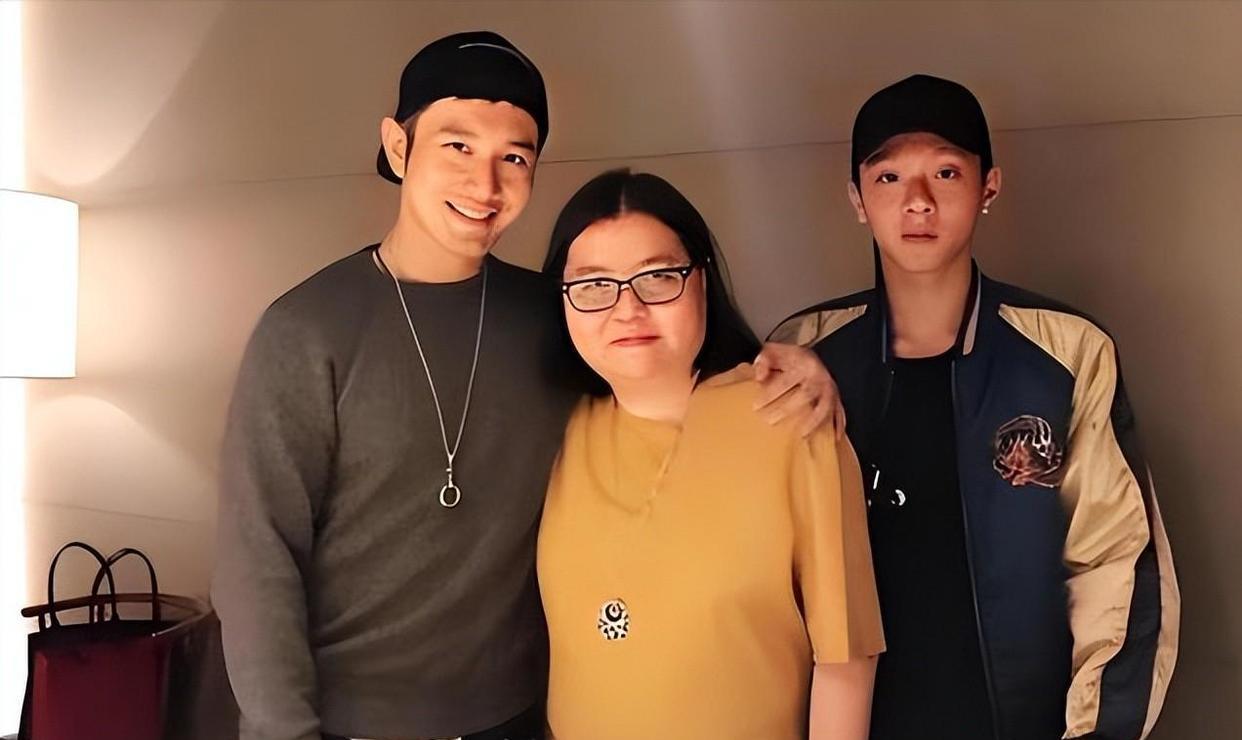 陈宝莲|纪实陈宝莲跳楼21年,儿子被王菲经纪人抚养,模样酷似干爹黄任中