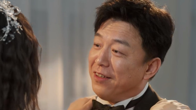 黄渤|48岁黄渤新剧开播！搭档38岁朱珠被指演技浮夸，收视不佳剧情尴尬