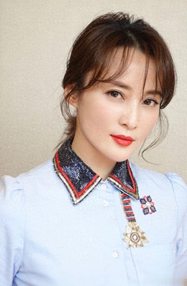 “不老女神”都是假的,从蒋勤勤到林心如,个个生图精修反差大