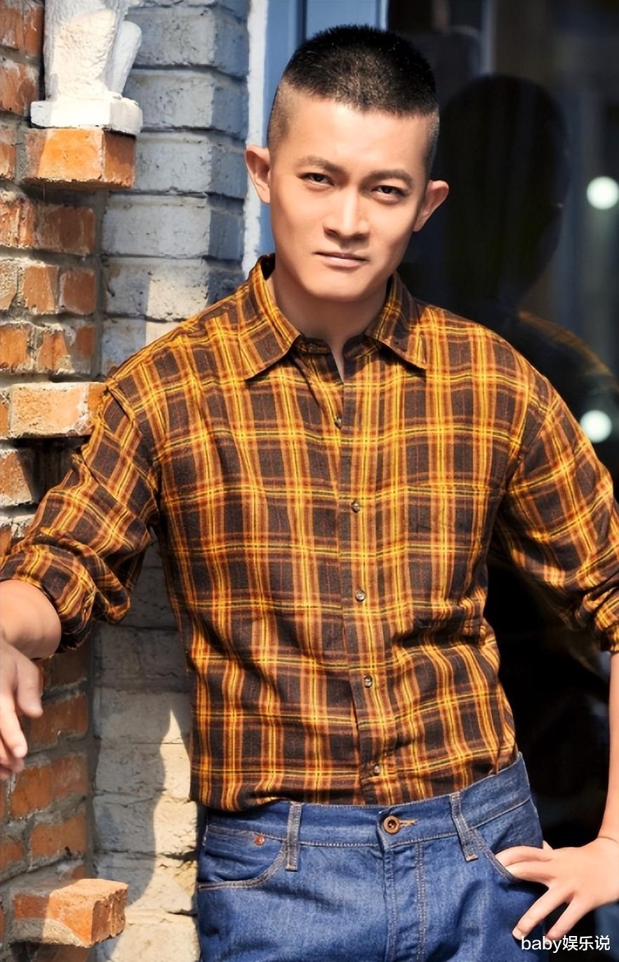 杨志刚|演员杨志刚:娶小师妹张静,钱归她管,如今他过得还好吗?