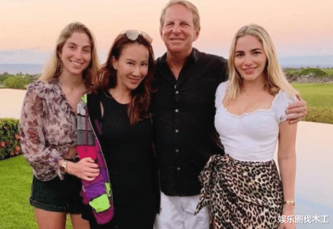 李玟|曝李玟术后后遗症严重!迈步痛到呻吟或无法跳舞,离婚疑成定局