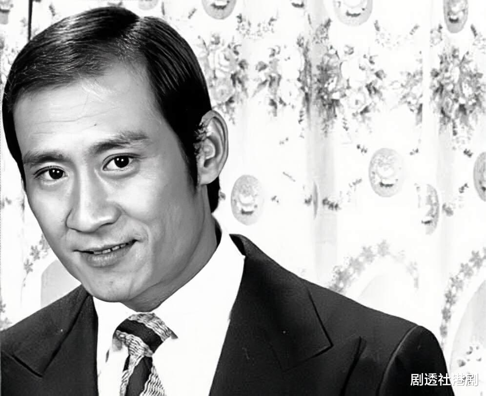 录节目黑脸！TVB知名老戏骨遭降级待遇，为尽快还清公司堆积债务