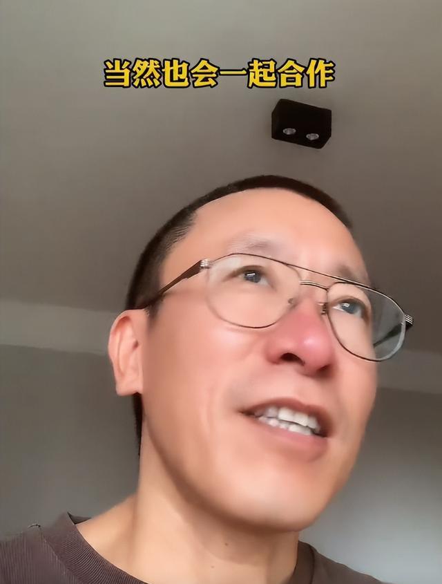 张咪：娘俩婚姻都不顺，34岁独生女李洛伊正式和老公结束十年婚姻