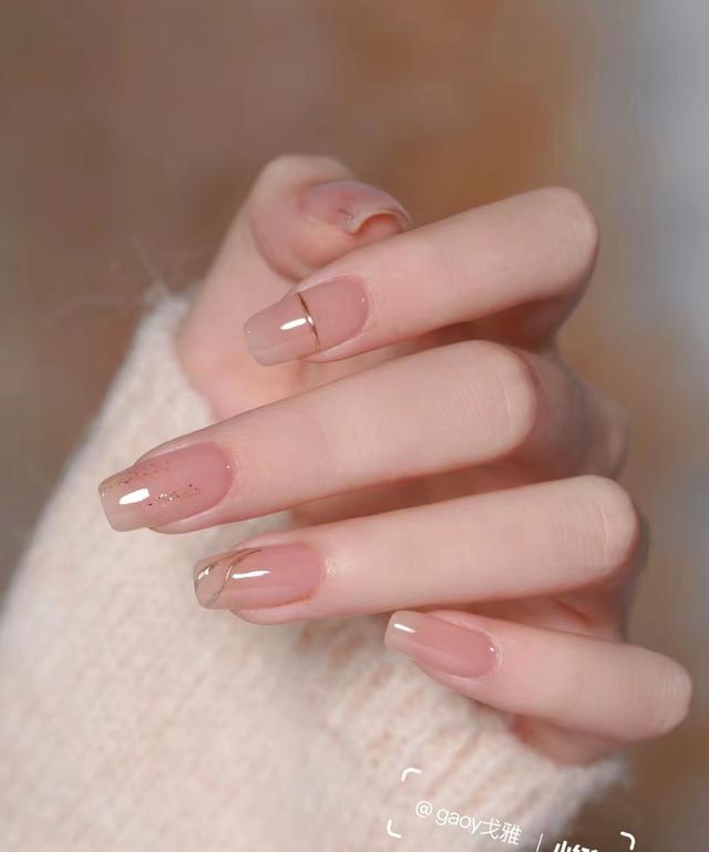 2023最新!上手显白又高级的秋天美甲合集~