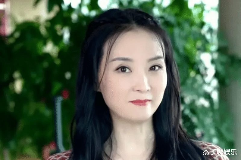 王艳:给我当头一棒的,并非丈夫巨额债务,是婆婆走的早没出恶气