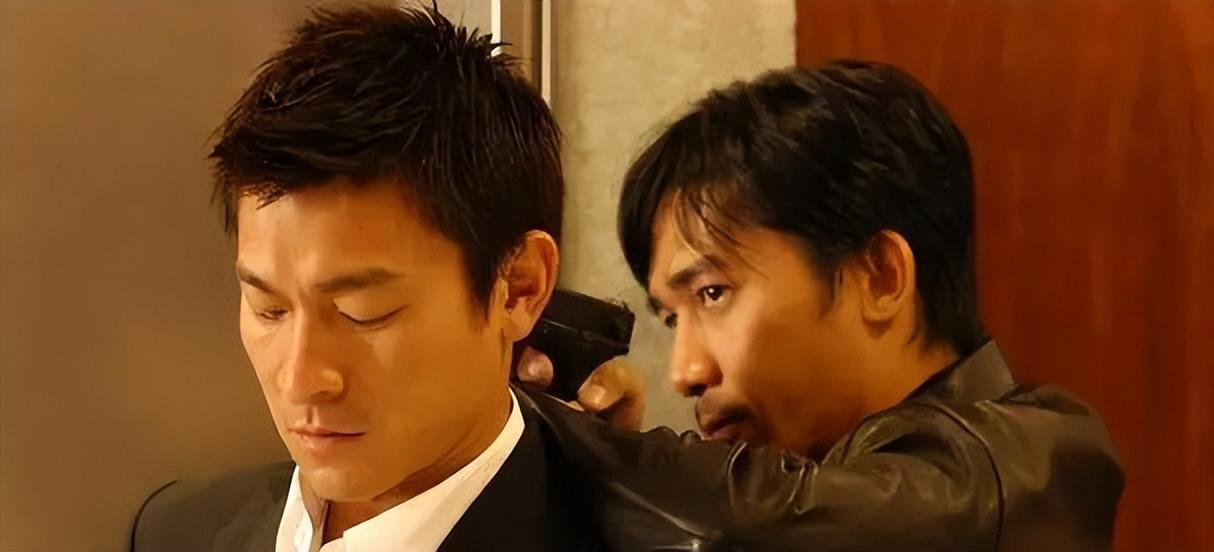 这事也证明,不是梁朝伟赢了刘德华,而是英雄最后都败给了时势