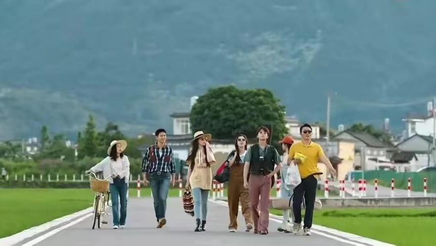 春晚|《把梦想照进生活》把电视剧拍成综艺，以为是向往的生活电视剧版。