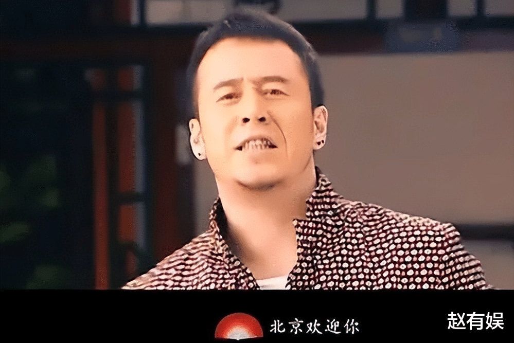 |“伪大师”杨坤的歌坛幻灭史，被追捧时有多风光，现在就有多落魄