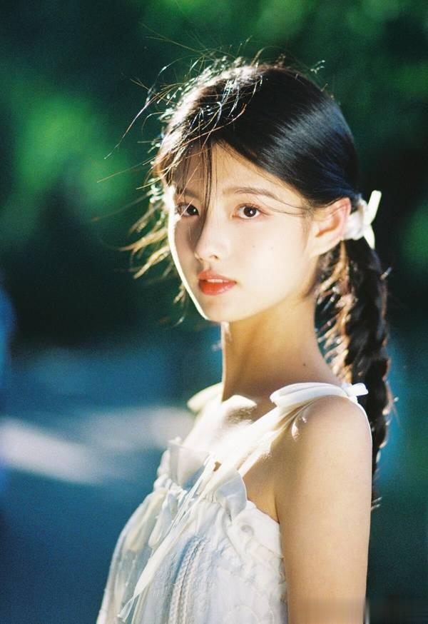 《暗香》古装&时装！ 周也美，赵晴挨轰，彭小苒和《东宫》差远了