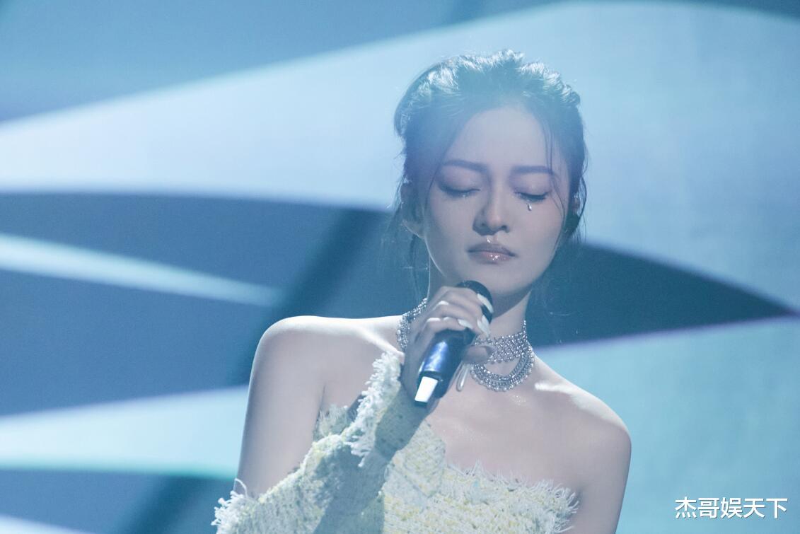 莫妮卡·贝鲁奇|《声生不息》播出过半,4人成大赢家,3人成功镀金,1人意难平