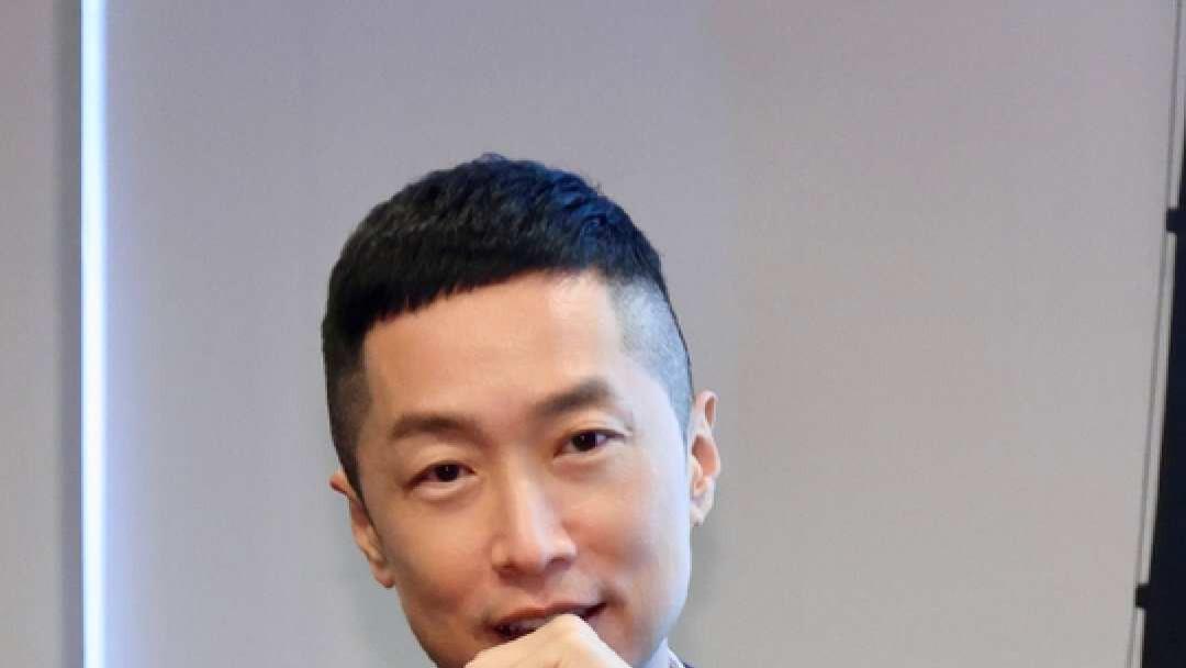 TVB前当家小生自曝不拍戏原因！51岁未婚未育，直言难与人同步