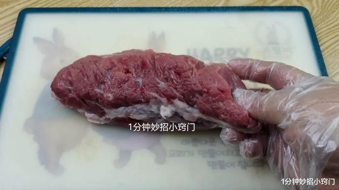 猪肉|为何猪肉贩子,要不断用抹布擦猪肉或桌面?原来其实暗含猫腻
