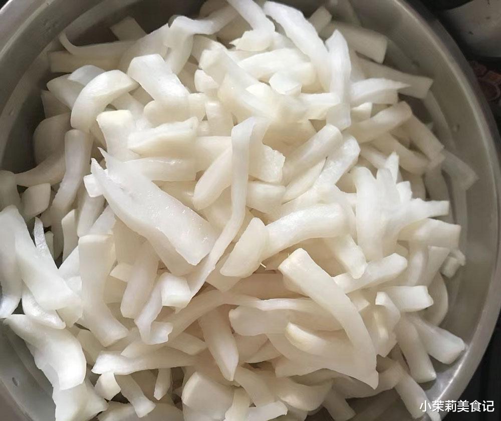 便当|一养肝,二润肺,三抗菌,四增免疫,入冬前买30斤晒干,炒肉特香