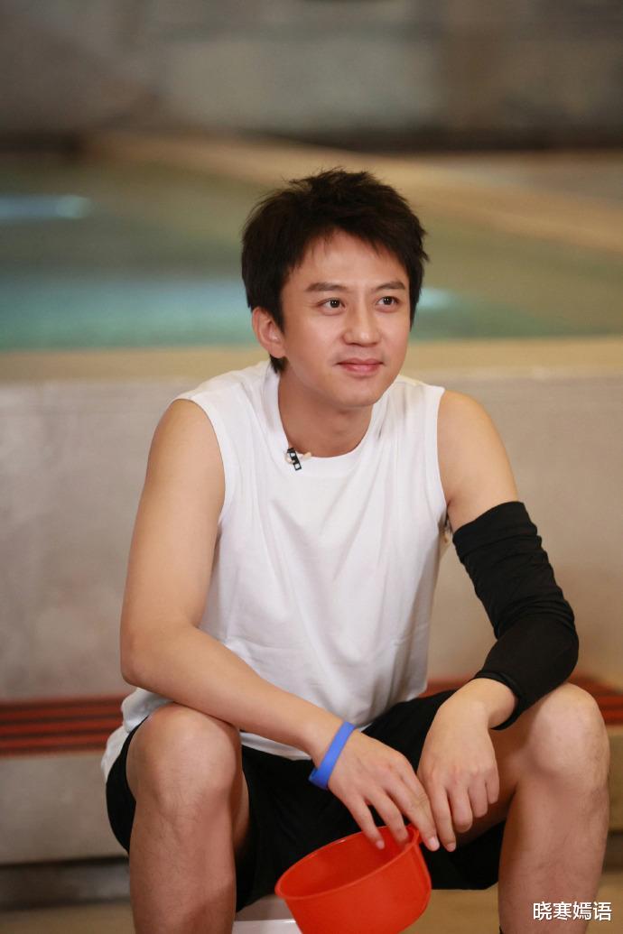 胡歌|大瓜！上海一刚结婚40岁中年男演员跟女老板有一个孩子，已上小学