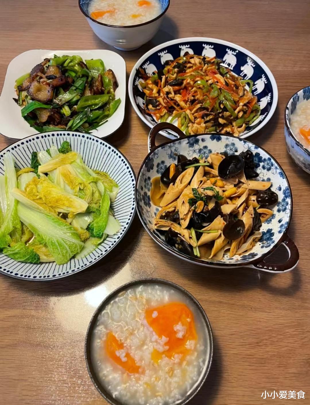 黄瓜|15岁小伙晒爸爸做饭和妈妈做饭的区别,走红网络,网友:过于真实