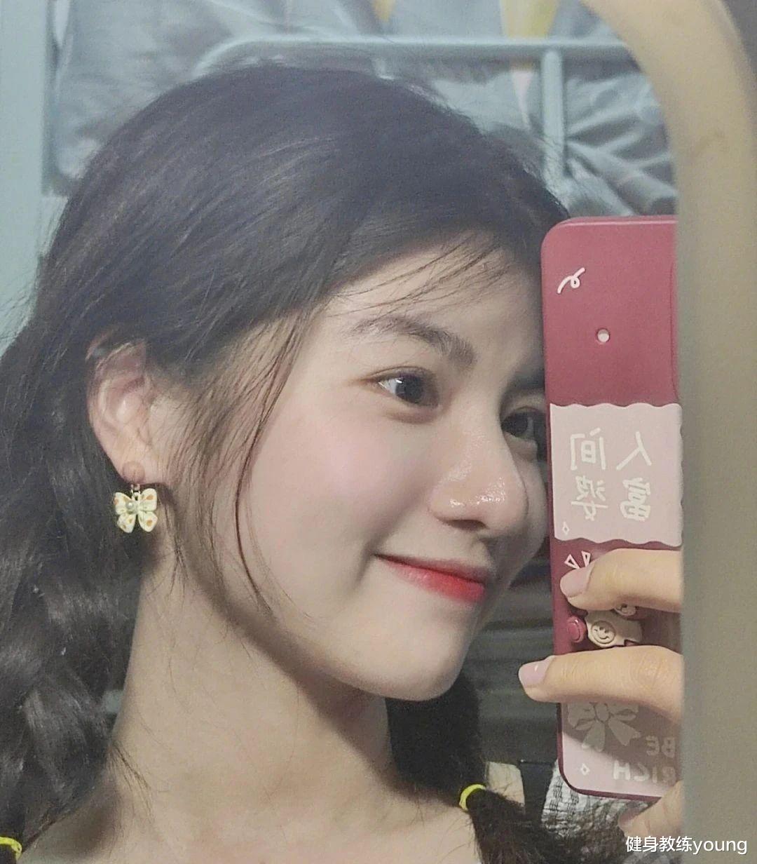 粉色 女人想要自己老的慢,多吃这9种食物