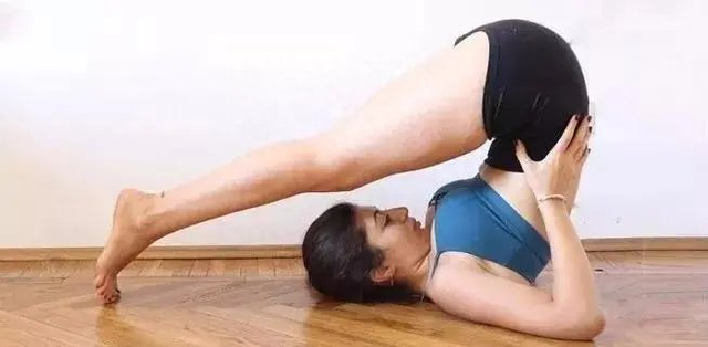 瑜伽犁式，一个可以从头疗愈到脚的瑜伽体式！