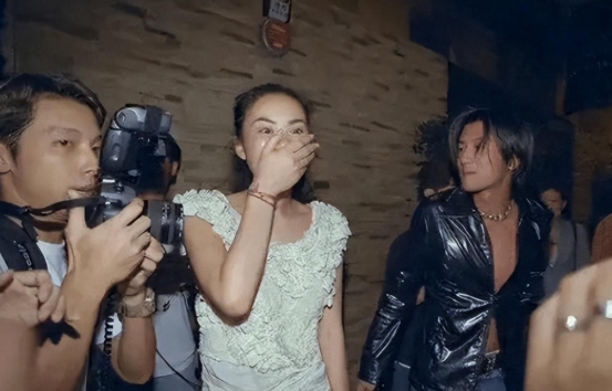 王菲三胎正脸曝光！不仅兔唇还地包天，谢振轩4字让父亲颜面扫地