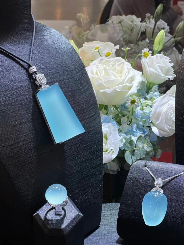 翡翠全知：从成分结构到象征意义，3分钟了解翡翠的精髓