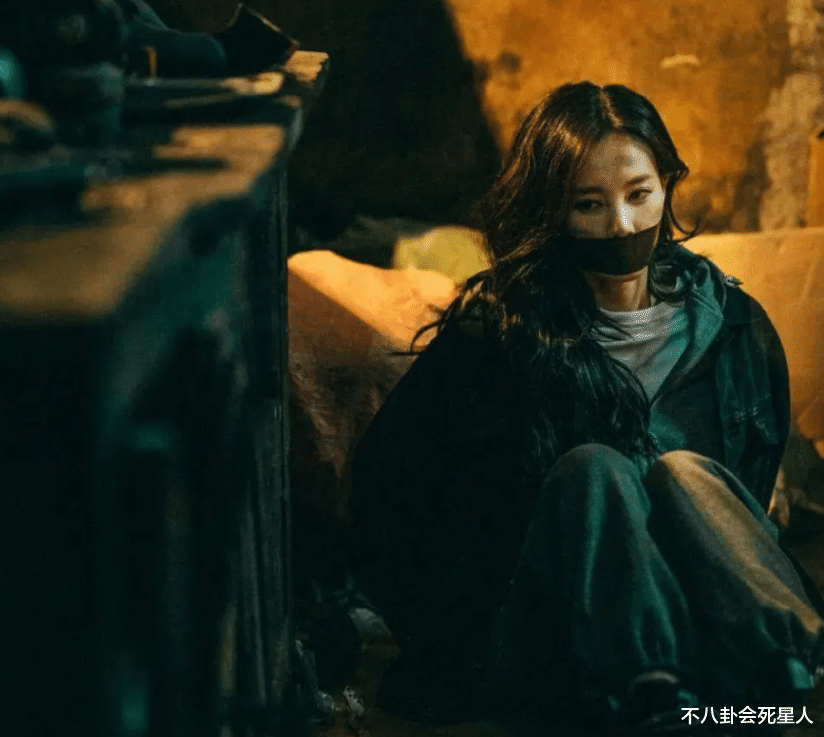 阿如那|又一个丑演员冒头！恭喜，影视圈终于摆脱“画报”美人了