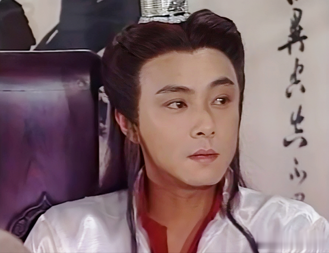 颜值不行就别甩锅给发型了,驾驭得了“鬓角龙须”的,只服这9位