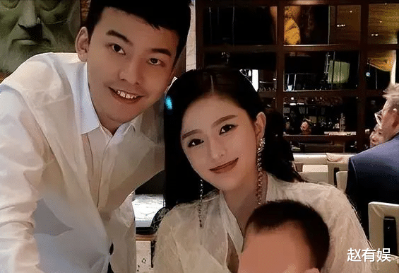 吉克隽逸|吉克隽逸:卖惨炫富当小三,立了10年的“淳朴”人设,终于崩塌了