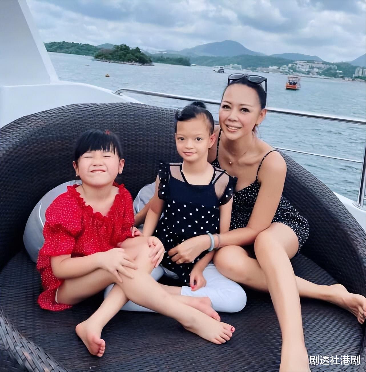 港女星为患病女儿庆生!13岁小家伙精灵可爱,曾被指活不过2岁