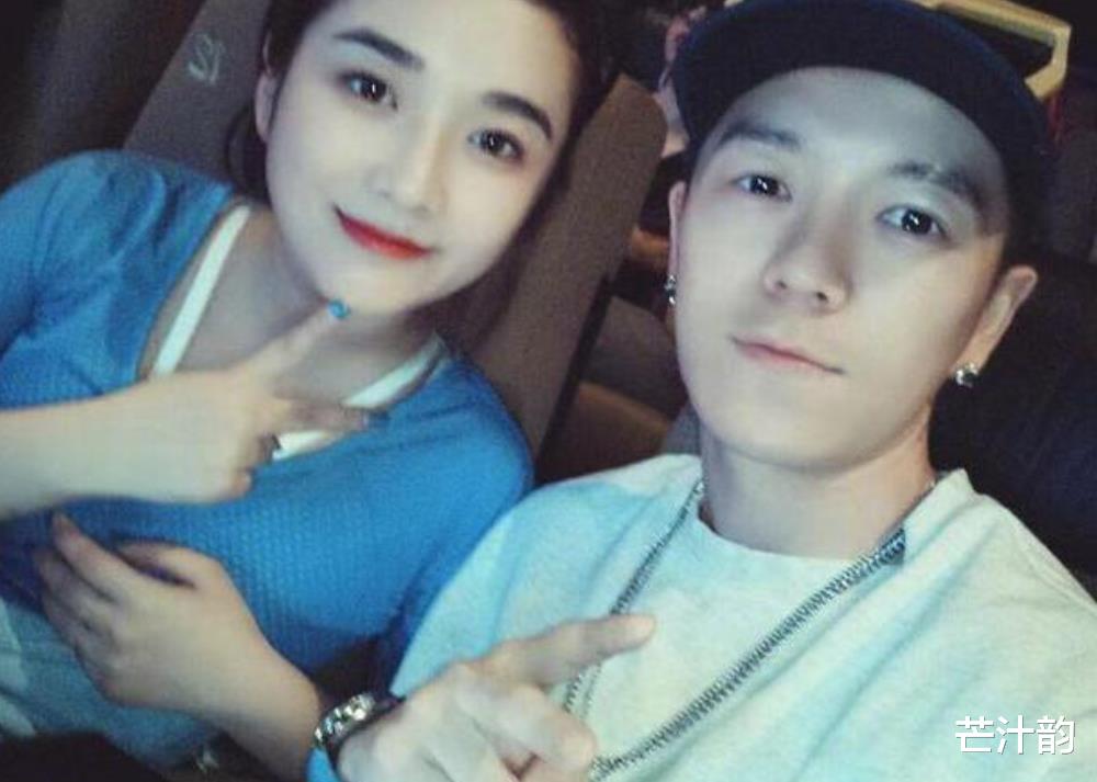 王栎鑫节目中谈离婚经历,痛哭半小时引热议,曾否认网传不忠谣言