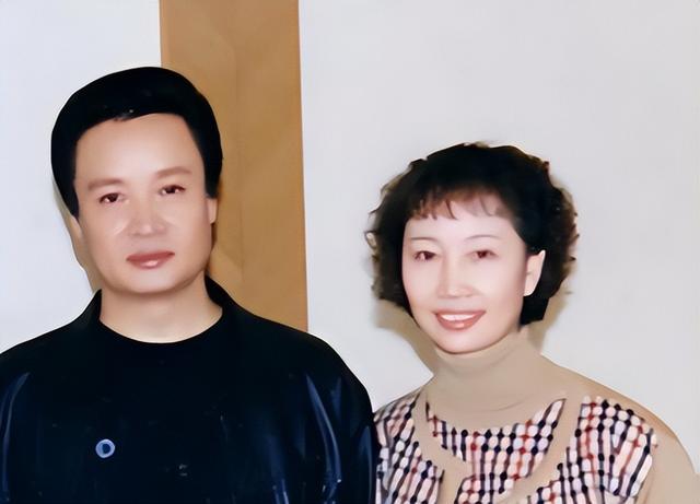 这一次,再多的名和利也救不了“唱了一辈子军歌”的阎维文!