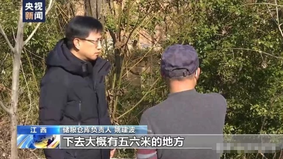 胡鑫宇|小胡为何衣服反穿，不带电话手表？笔记本和录音笔中就有答案