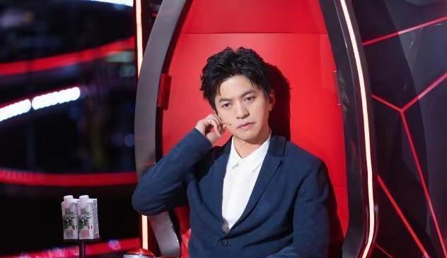 最强大脑|为啥李健宁愿当《高校声》的导师,也不回好声音了?跟单依纯有关