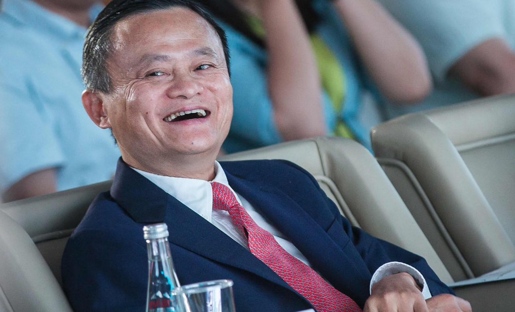 马云回国刷屏,司马南用7字回应,这背后暗示着什么?