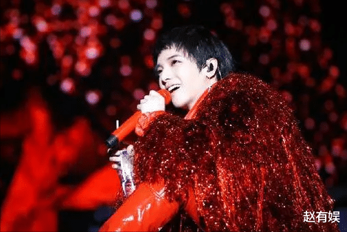 梁安琪|五月天惹众怒!邀华晨宇出席演唱会,退票潮涌现,现场一度失控!