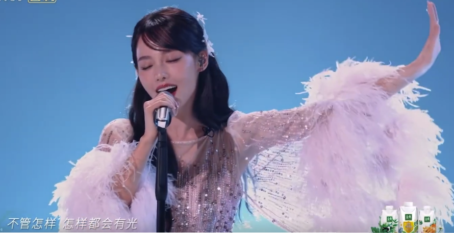 谢娜|张嘉倪成浪姐4门面担当？初舞台唱给未来的自己！强大又美好