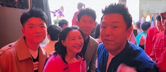 明星后台大揭秘:赵丽颖、万茜、沈腾等明星的最真实一面