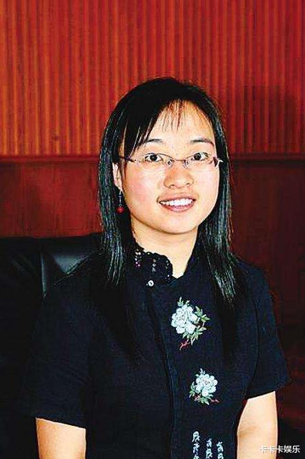 “谋女郎”魏敏芝：一夜爆红后被张艺谋劝退娱乐圈，现在过得怎样