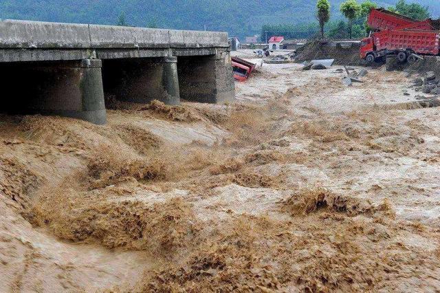 连续降雨100万年,地球会变成什么样?2亿年前这场雨让人触目惊心