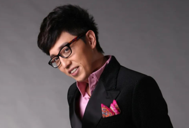 迪丽热巴|被迫登上5条热搜，张颂文的爆红，揭穿了明星“势利眼”的真面目！