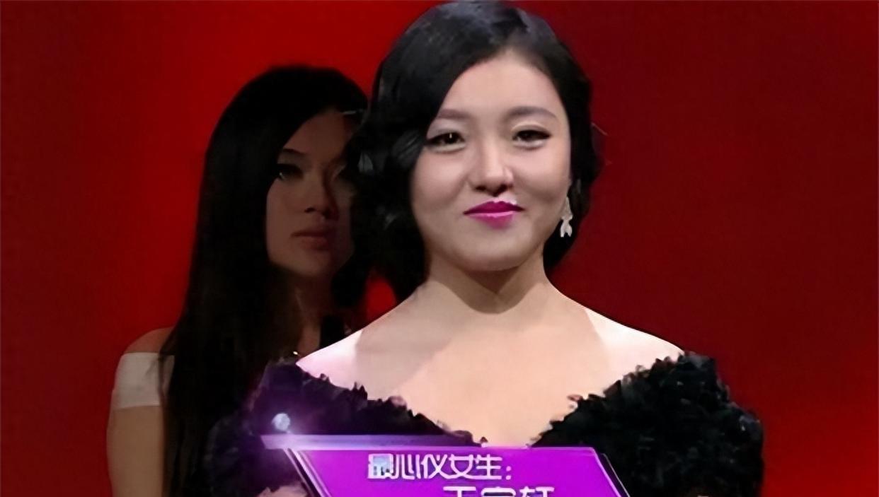 |纪实她在“非诚勿扰”站台5年,爆灯却从不牵手,孟非:这里不欢迎你