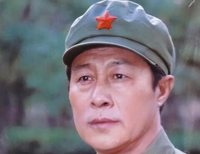 “一代男神”王心刚:高龄91岁,与病妻白头偕老,儿女已飞黄腾达