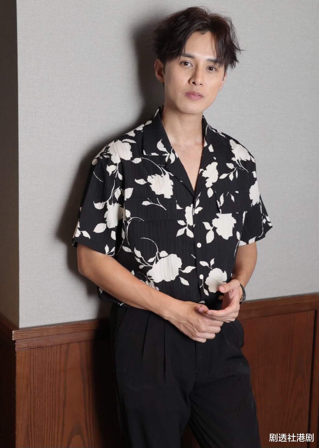 TVB小生不满正面形象被摧毁!留言反击网民,称有人故意带风向