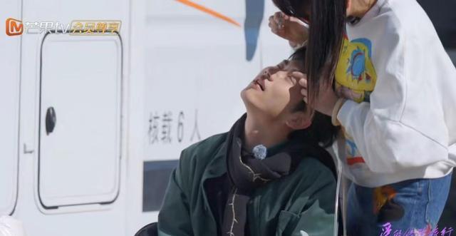 金莎孙丞潇相差19岁的爱情,获其他嘉宾们的力挺,朱丹认为特别棒