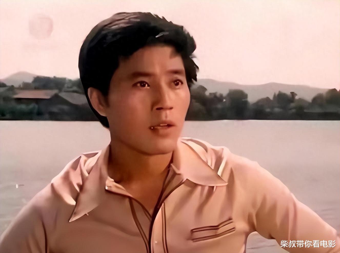 锅炉工转行当演员，25岁爆红，结婚39年无绯闻，女儿坐拥百万粉丝