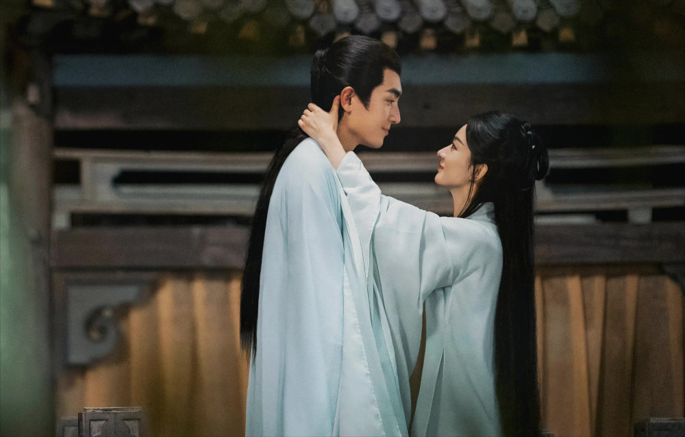 《与凤行》即将在央视播出,赵丽颖重回古装,是福是祸?