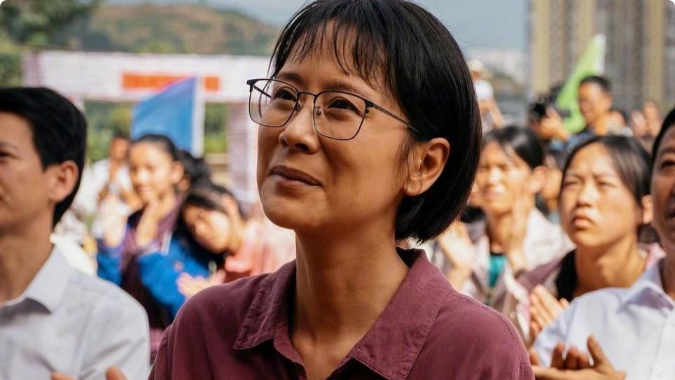 《我本是高山》口碑塌方，连央视都被骂上热搜，网友纷纷举报下架