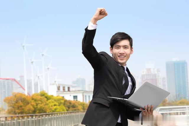 每天都想直接提离职,裸辞真的能为我们带来重启人生的机会吗?