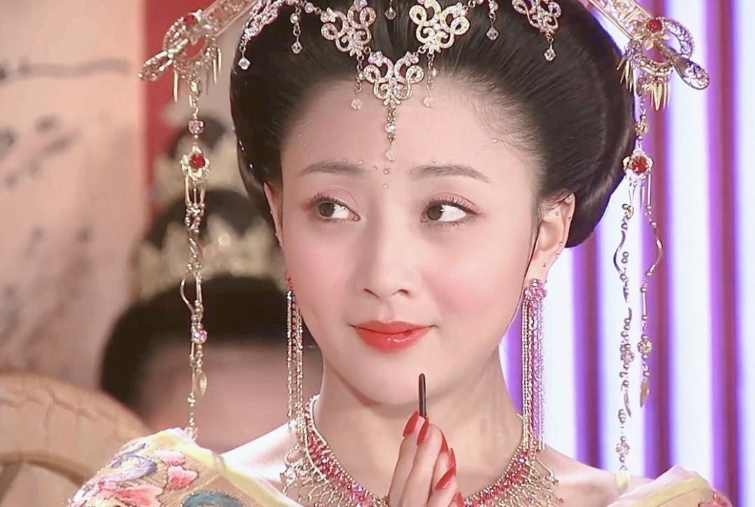 陈家林导演：殷桃是没有职业道德的女演员。殷桃霸气回应