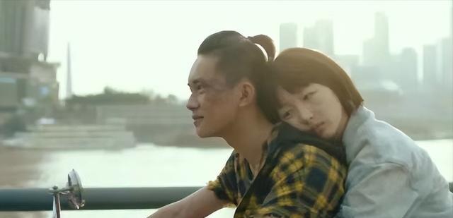 又有X男顶流塌房?3段地下姐弟恋早有端倪,事关TF十周年演唱会?