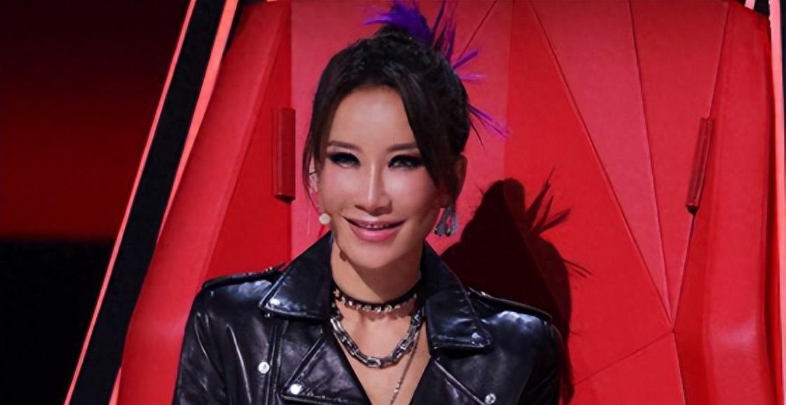 “好声音”里唱盛夏光年的陈冰，你们还记得吗？如今曝出大瓜来了